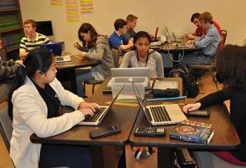 Une nouvelle promotion débarque sur le marché de travail. Au rendez-vous, deux jeunes Encg’istes.