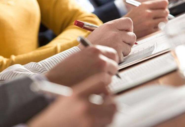 مباراة ولوج الدرك الملكي بصفة تلاميذ دركيين متخصصين بالمصلحة المركزية للمواصلات 2017