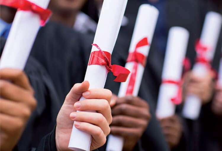 منح المؤسسة المغربية للطالب لفائدة تلاميذ السنة الثانية بكالوريا 2018